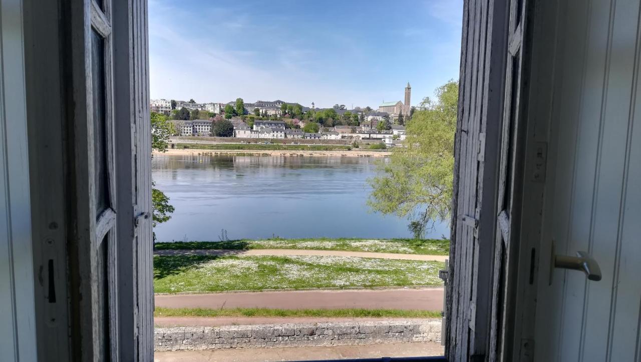 בלואה Appartement Spacieux Vue Sur Loire Proche Du Centre מראה חיצוני תמונה